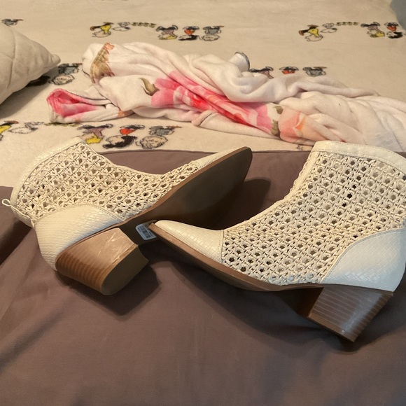 CATO BOOSTS - Picture 2 of 3